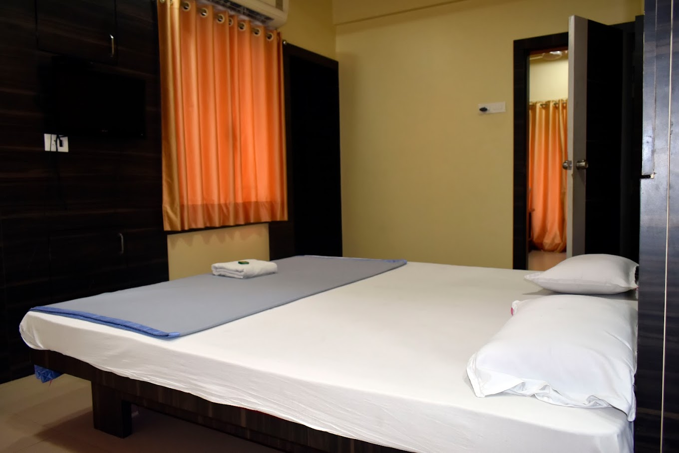 Hotel Shree Abhishek