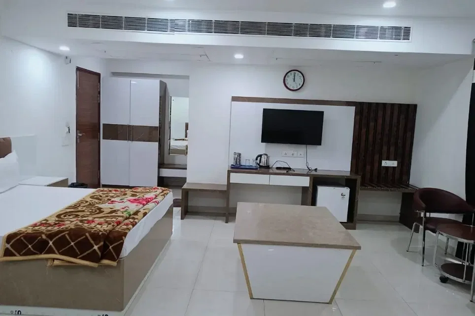 Yadav Bhawan near Vrindavan, Uttar Pradesh - Property Image - 2