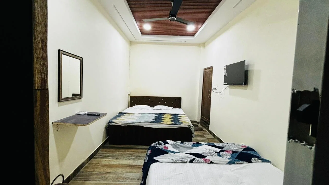 Hotel Shree Nidhi Comfort Stay near Ujjain, Madhya Pradesh - Property Image - 3