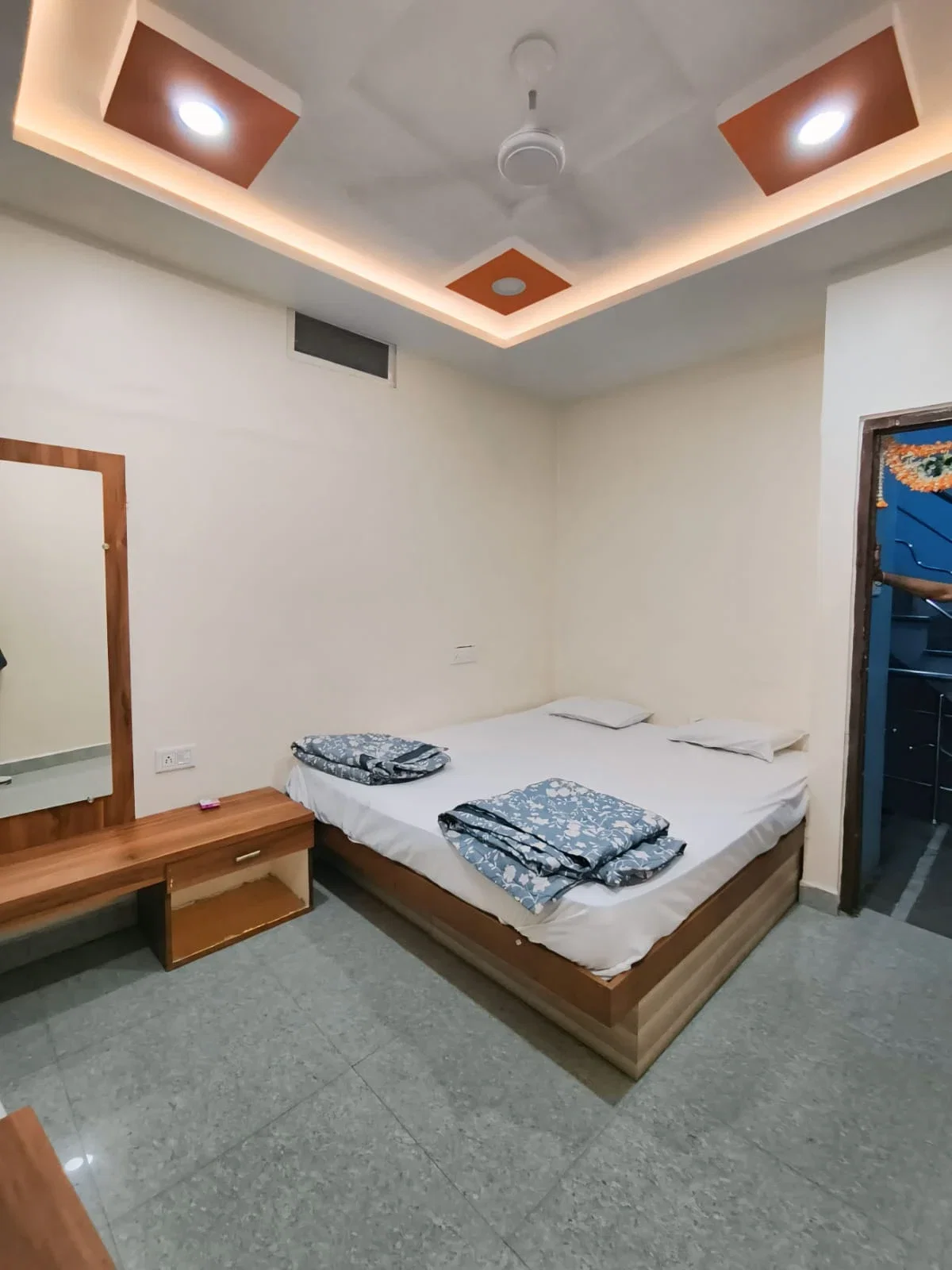 Trilokeshwar Mahadev Guest House near Ujjain, Madhya Pradesh - Property Image - 2
