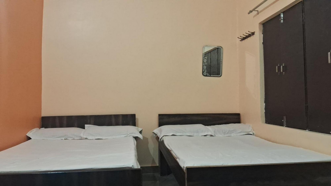 Lakshman Guest House near Varanasi, Uttar Pradesh - Property Image - 3