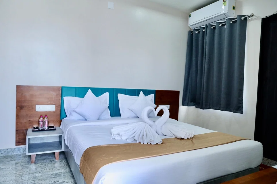 Hotel Lord Krishna near Dwarka, Gujarat - Property Image - 3