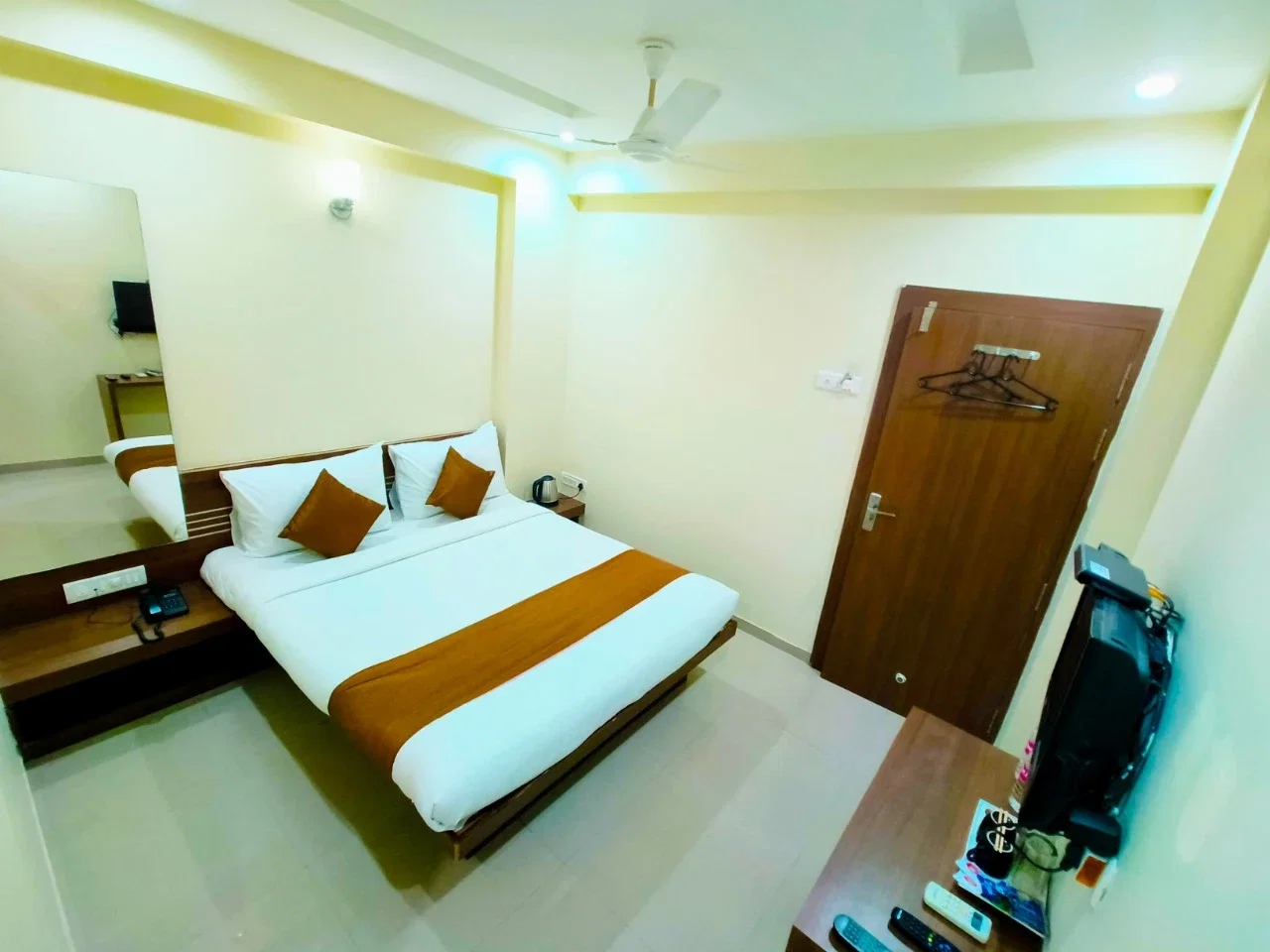 Hotel Sai Srushti by Neem Squarre near Shirdi, Maharashtra - Property Image - 2