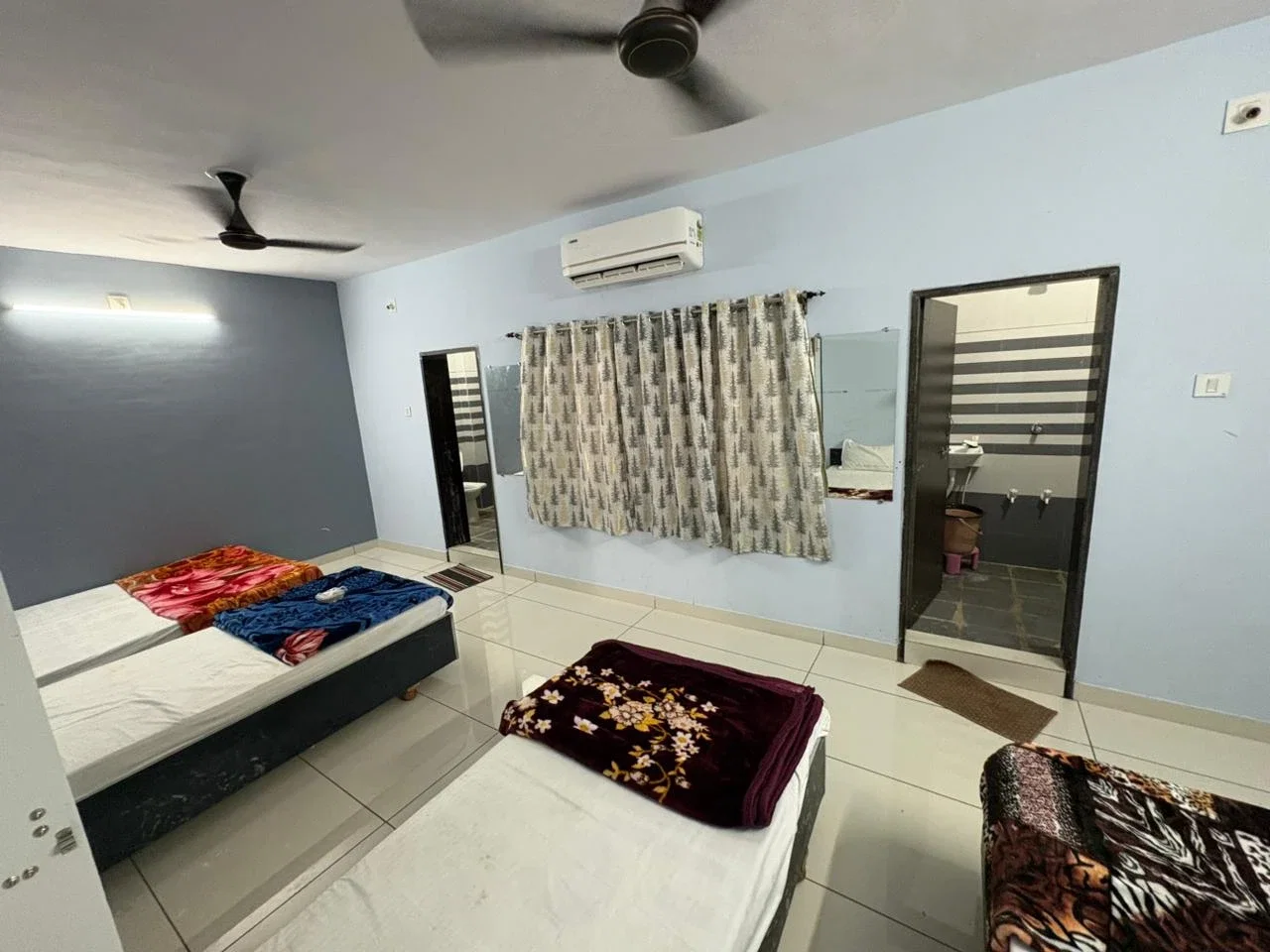 Hotel Govind Nivas near Dwarka, Gujarat - Property Image - 3