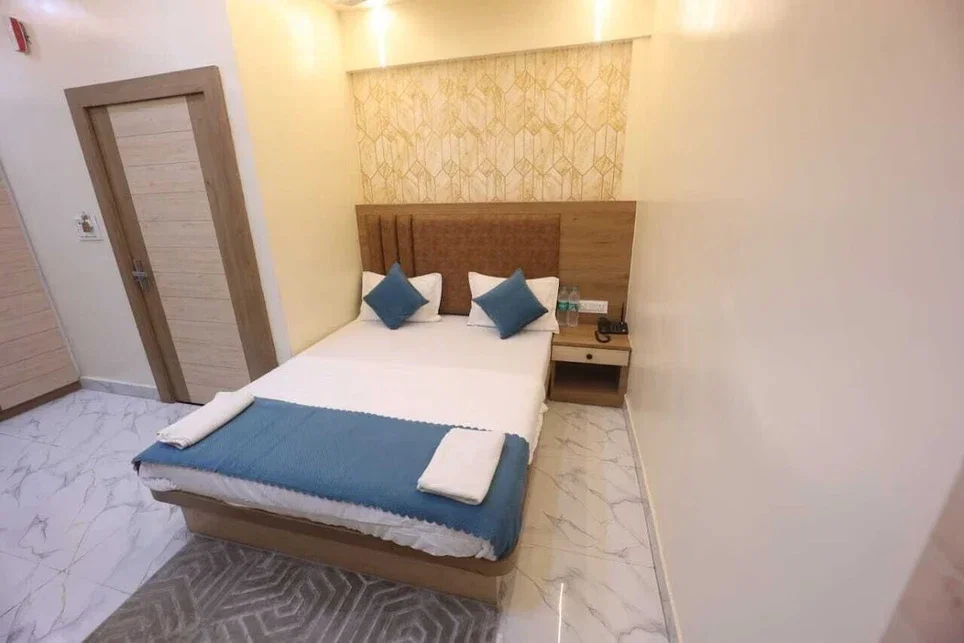 RADHEY KRISHNA PAYING GUEST HOUSE near Varanasi, Uttar Pradesh - Property Image - 2