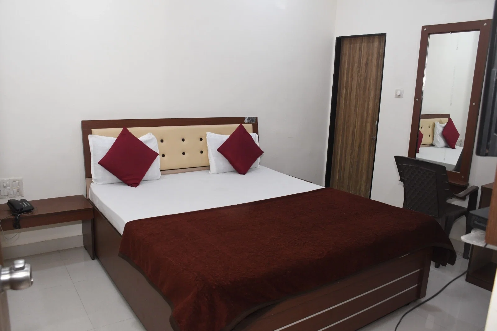 Hotel Radhe Krishna near Dwarka, Gujarat - Property Image - 2