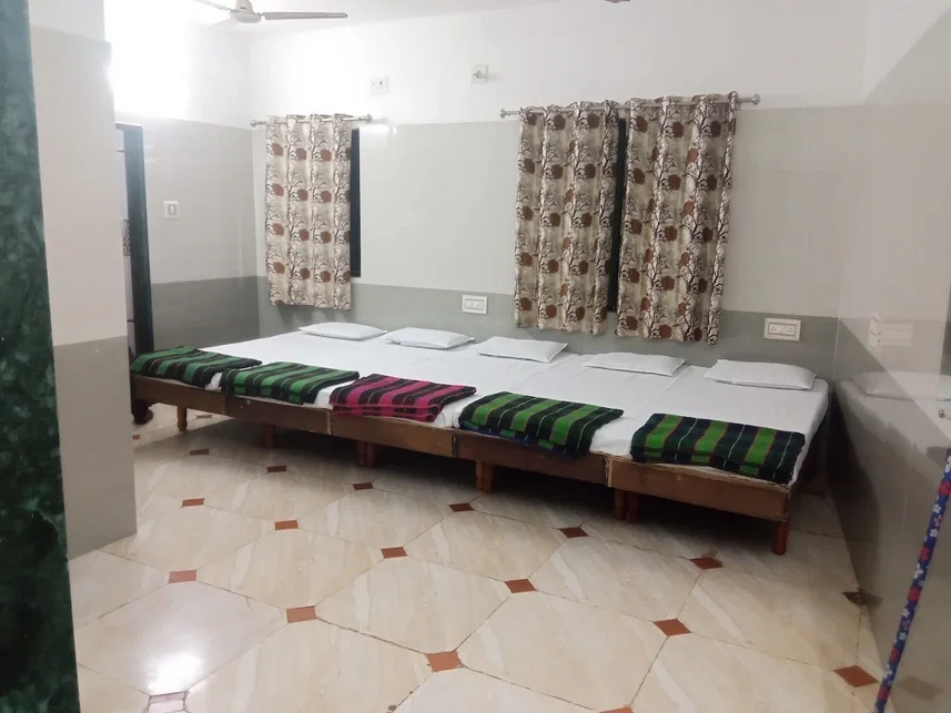 Dev Bhavan Dharamshala near Dwarka, Gujarat - Property Image - 2