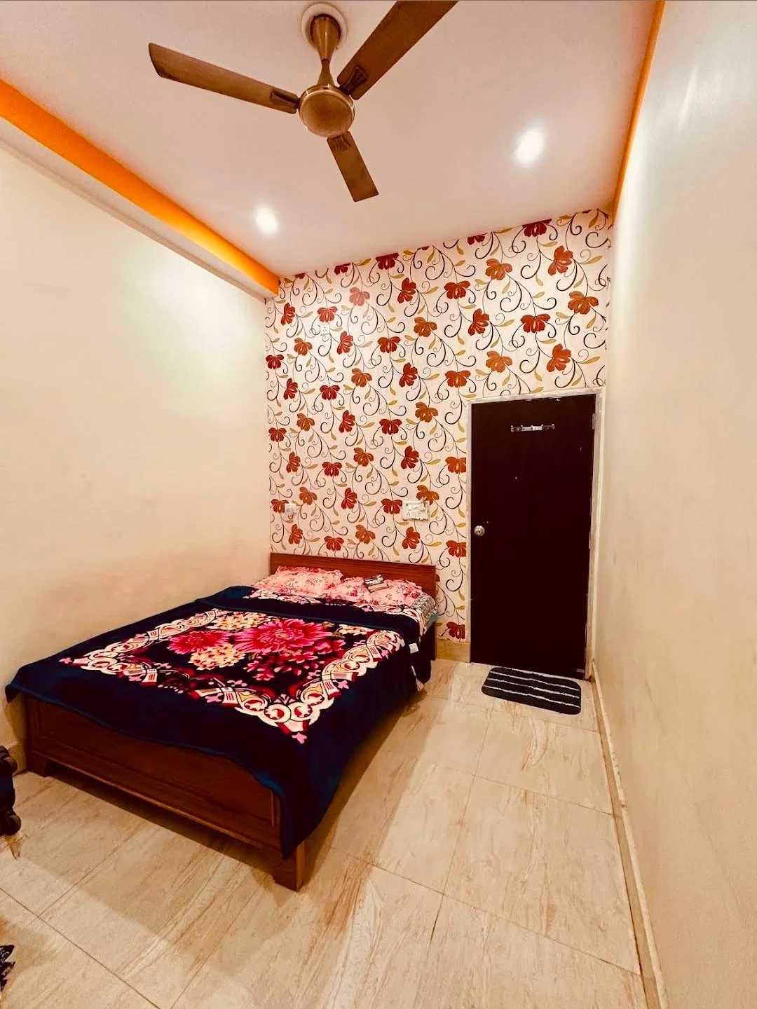 KK Paying Guest House near Varanasi, Uttar Pradesh - Property Image - 3